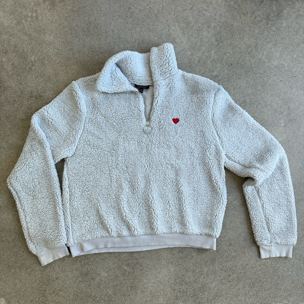 Topshop popcorn fleece light Grey 1/4 zip sweater with heart ♥️ logo. Size 10